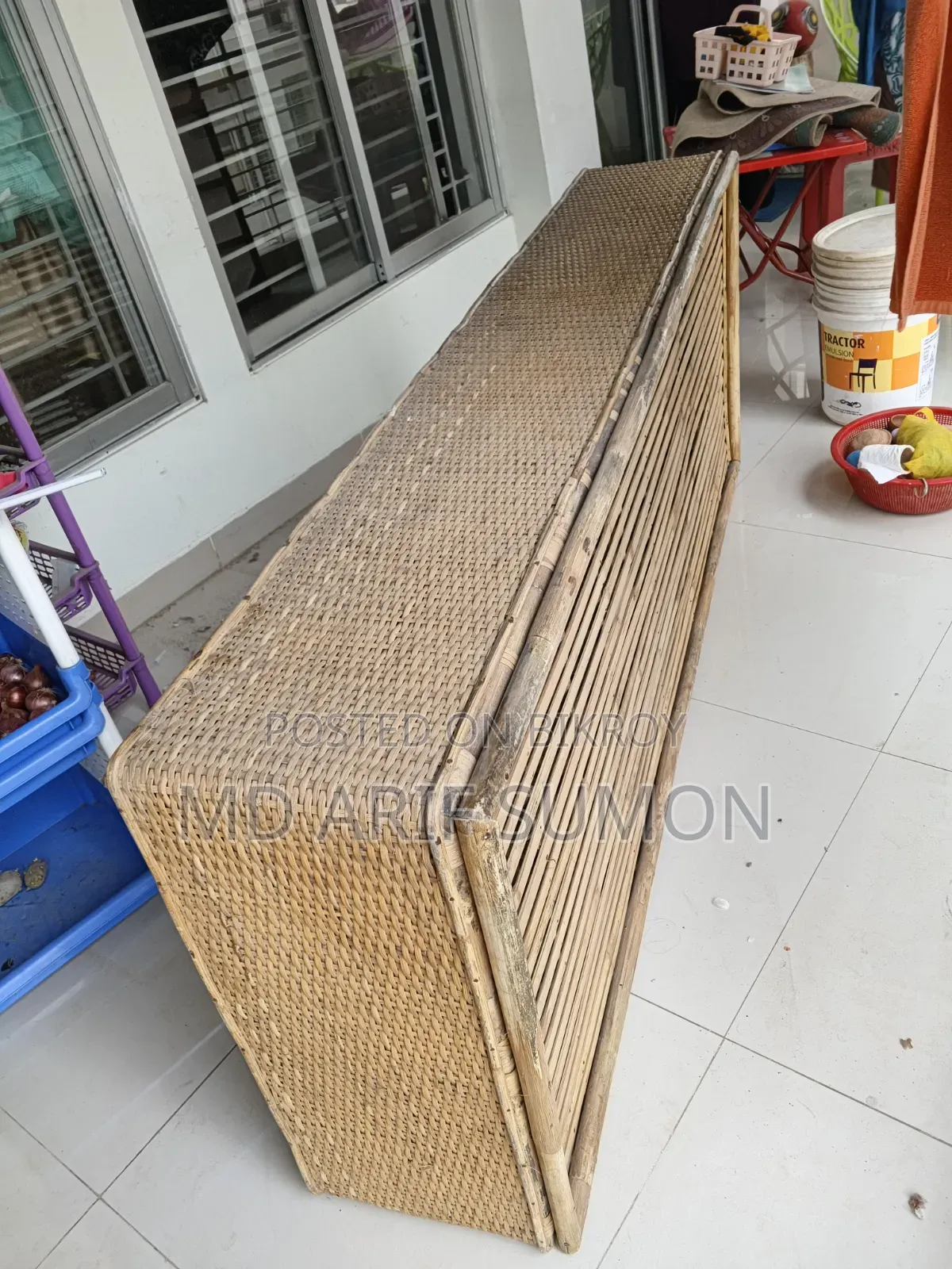 দোলনা খাট বইয়ের রেক