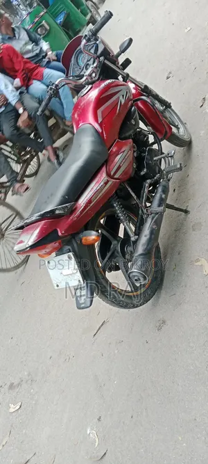 Hero Super Splendor 2013 Red