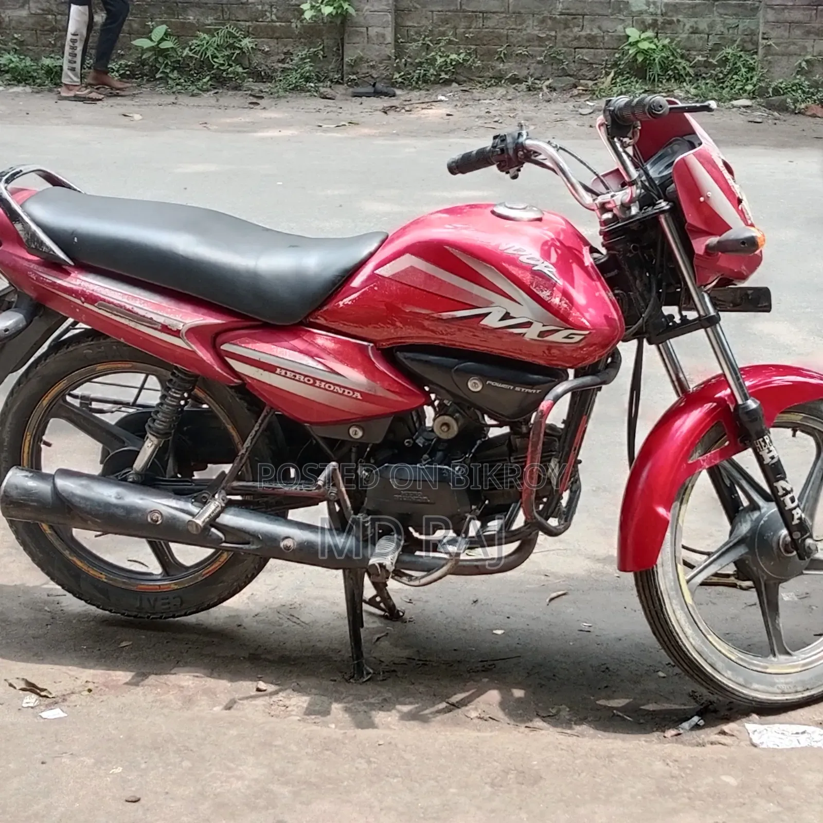 Hero Super Splendor 2013 Red