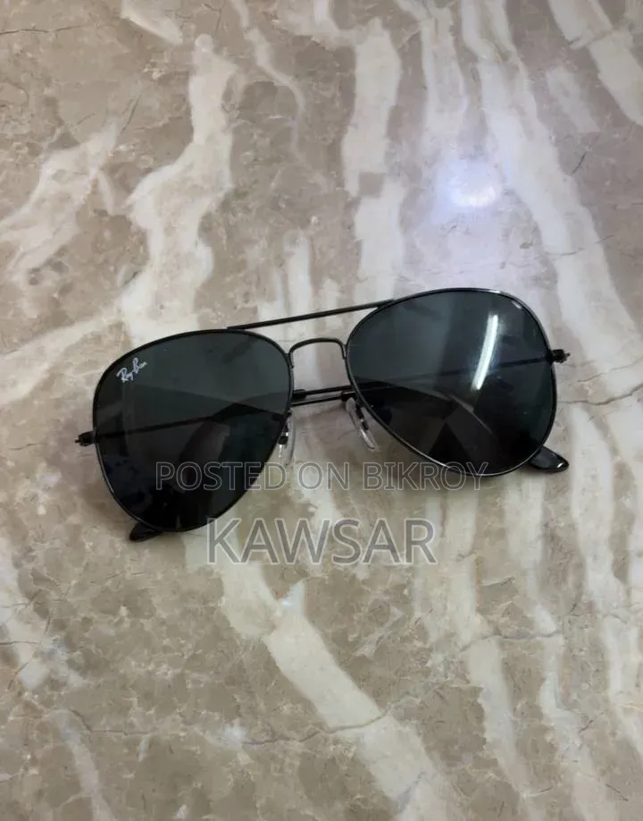 Ray-Ban Black Frame Aviator Sunglasses for Men