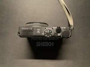 Nikon Coolpix P330 (Read Description)