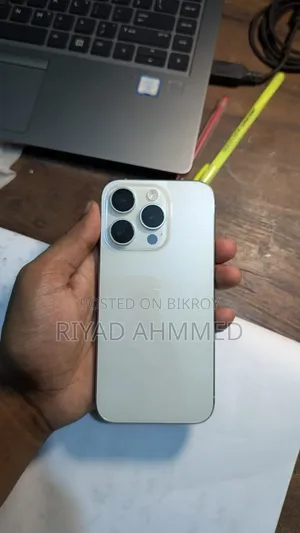 New Apple iPhone 15 Pro 256 GB White