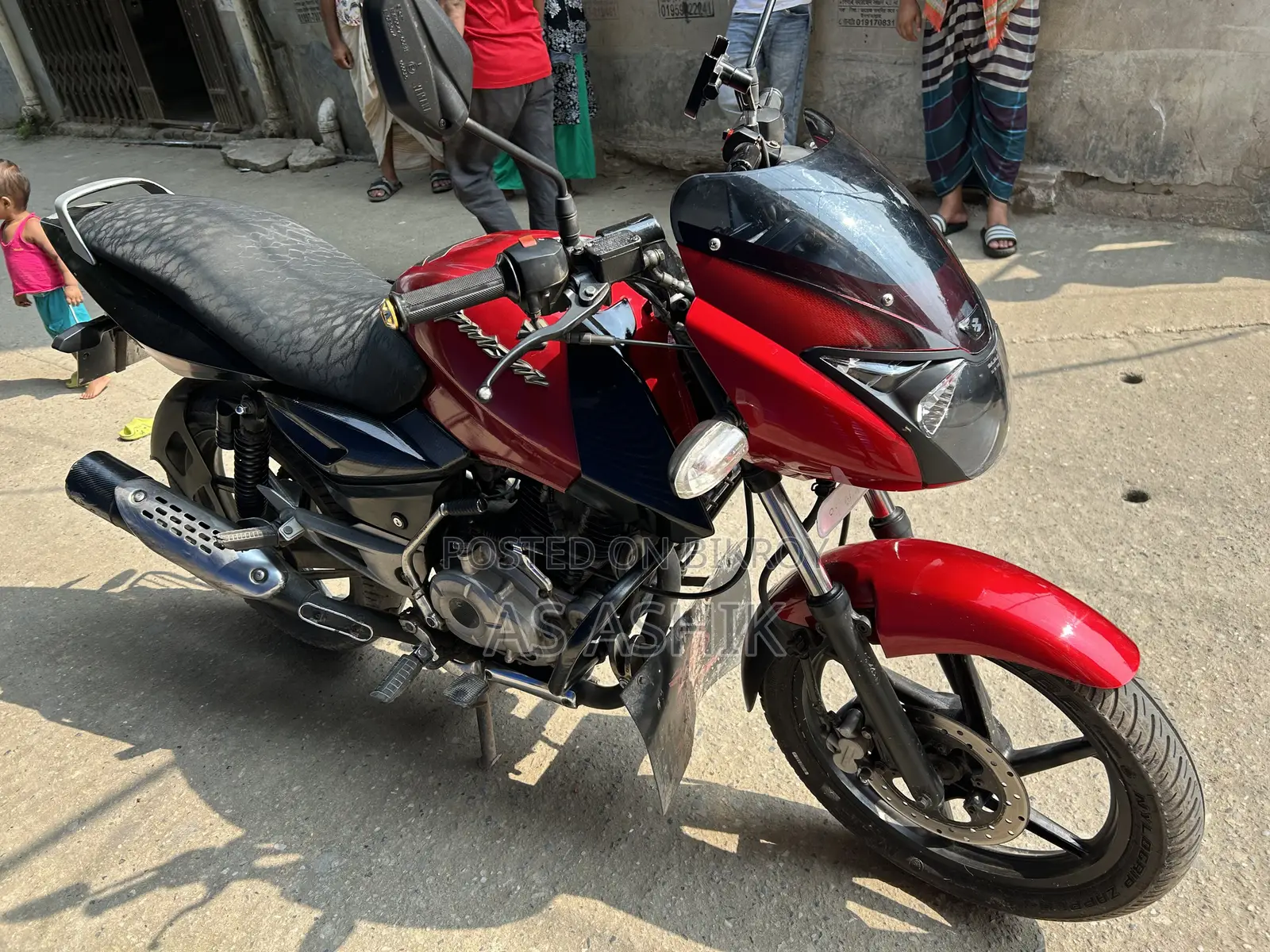 বাজাজ পালসার ১৫০ ২০১২ রেড