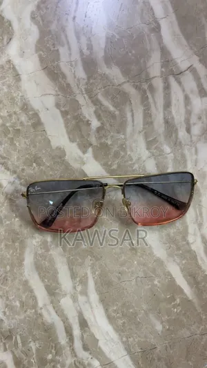 Ray-Ban Gold Frame Aviator Sunglasses for Men
