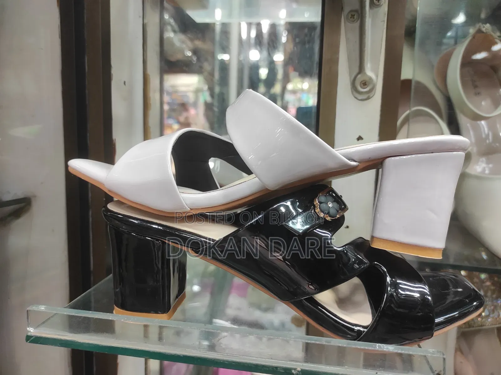 Wakar Shoes
