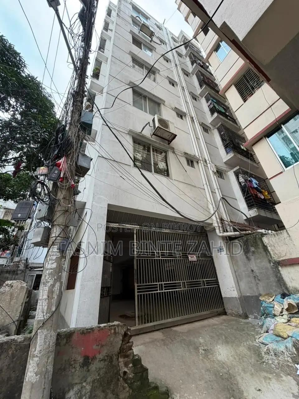 3bdrm Apartment in Kafrul for Sale