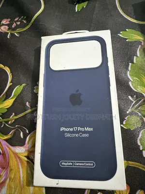 Apple Silicone MagSafe Case for iPhone 17 Pro Max