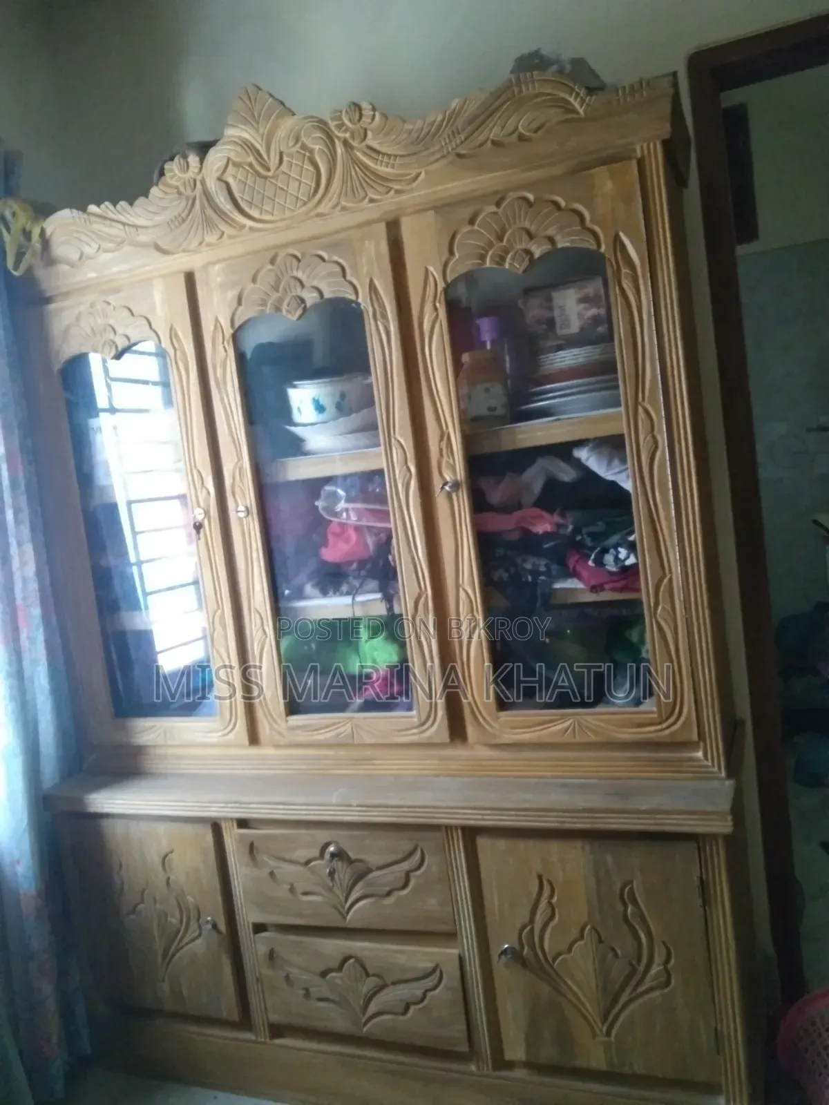পুরাতন ফার্নিচার