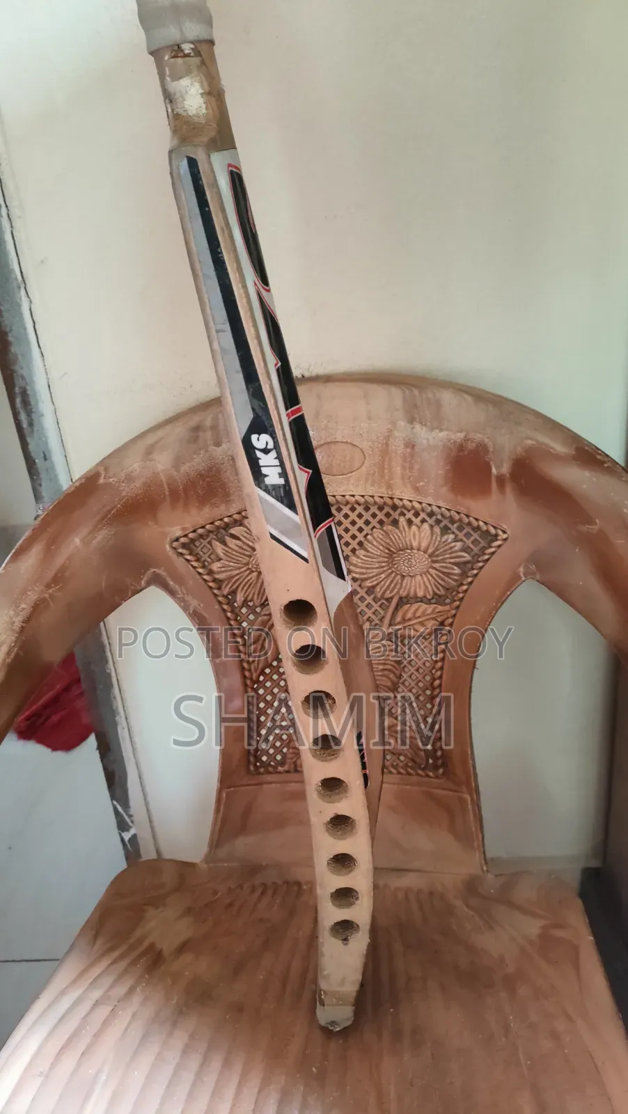 ক্রিকেট খেলার ব্যাট