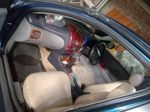 Nissan Sunny 2001 Blue