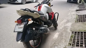 Yamaha FZ 2014 White