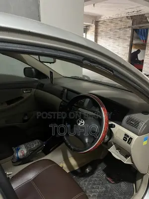 Toyota Corolla Sedan Automatic 2003 Gold