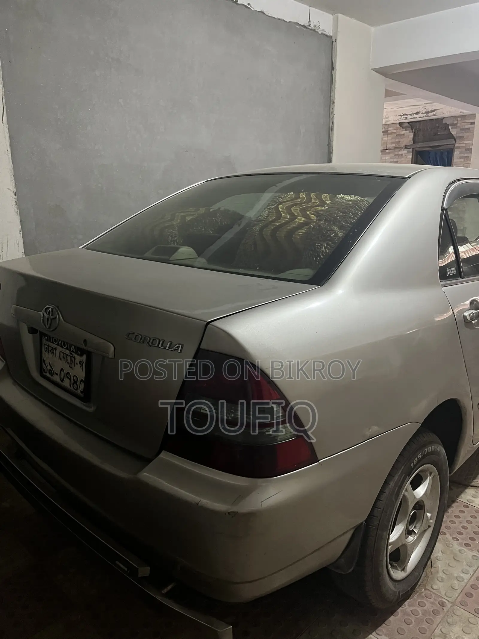 Toyota Corolla Sedan Automatic 2003 Gold