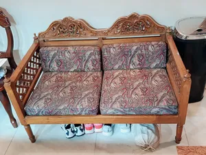 দুই আসনের কাঠের সোফা / Loveseat