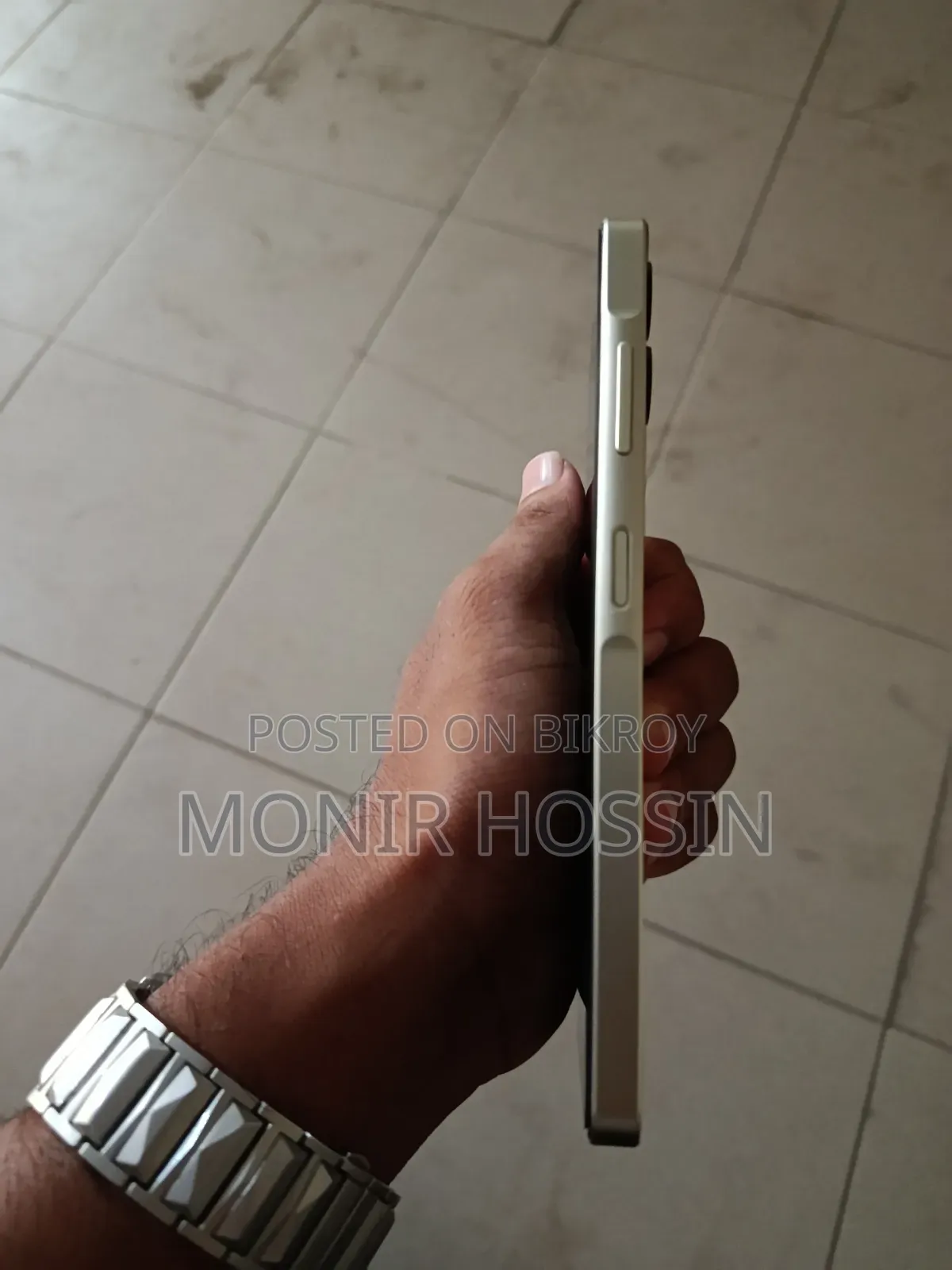 New Samsung Galaxy A06 64 GB Gold