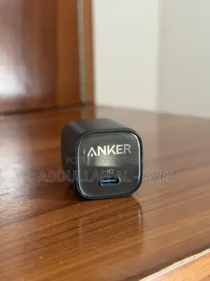 Anker Zolo 30W Adapter and Apple Orginal Type-C Cable.