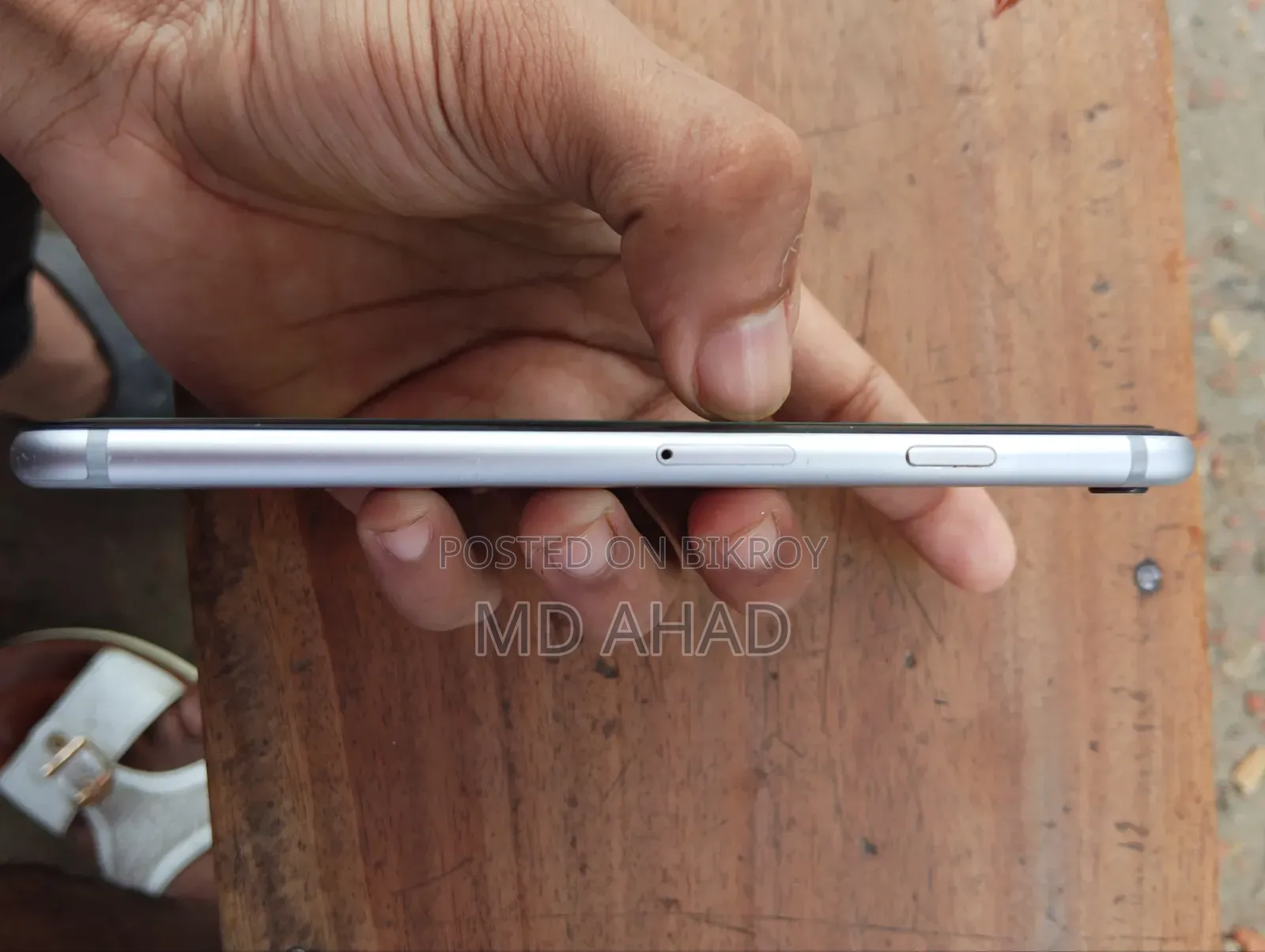 Apple iPhone 6 16 GB Black