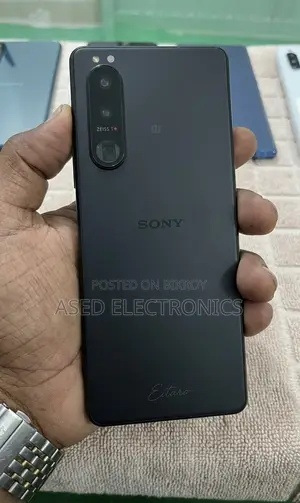 New Sony Xperia 5 III 256 GB Black