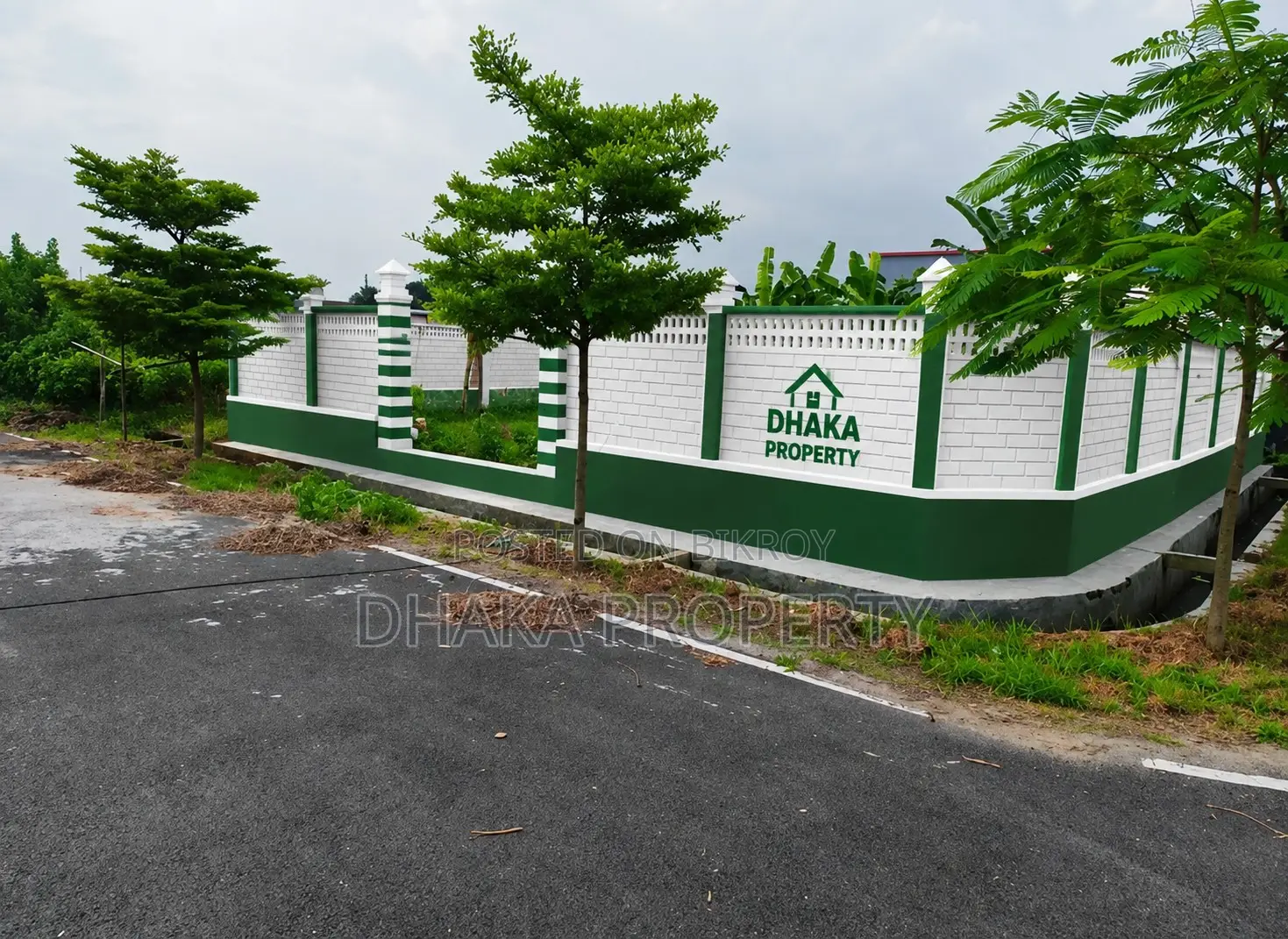 300ft Expressway 3 Katha West at Sector-13