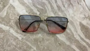 Ray-Ban Gold Frame Aviator Sunglasses for Men