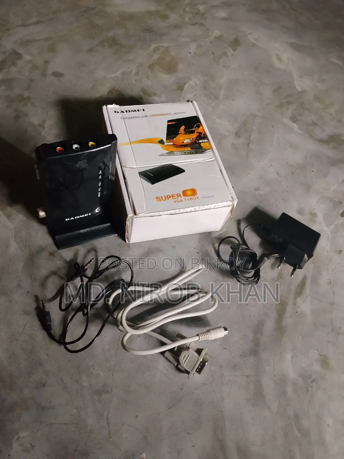 একটি Gadmei Card/ Tvbox বিক্রি করা হবে। দুই মাস ব্যবহার করা হয়েছে