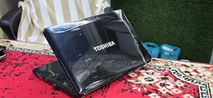 Laptop Toshiba 4GB Intel Core I3 HDD 500GB