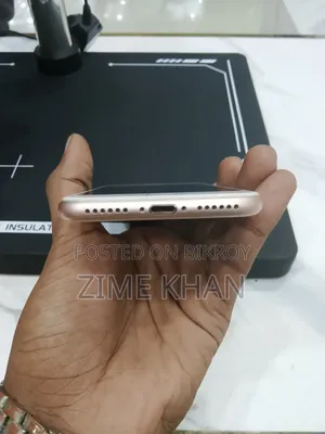 Apple iPhone 8 64 GB White
