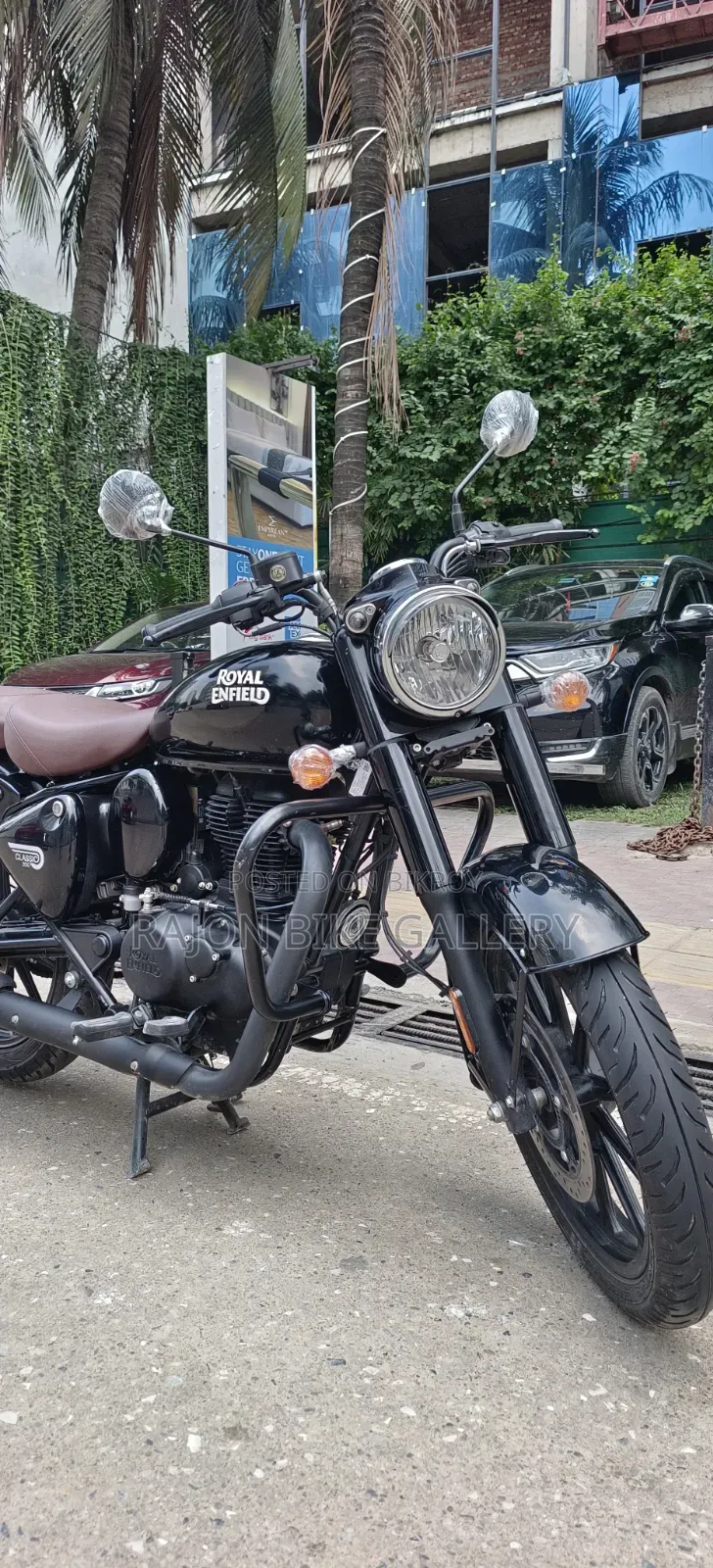 New Royal Enfield Classic 350 2026 Black