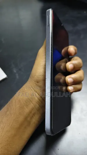 রিয়েলমি নোট ৫০ ১২৮ জিবি কালো