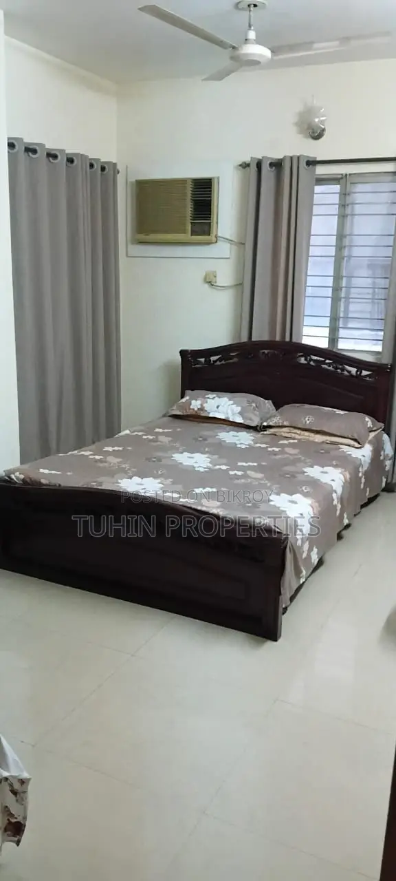 3bdrm Apartment in Banani for Sale