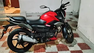 TVS Raider 125 2022 Red