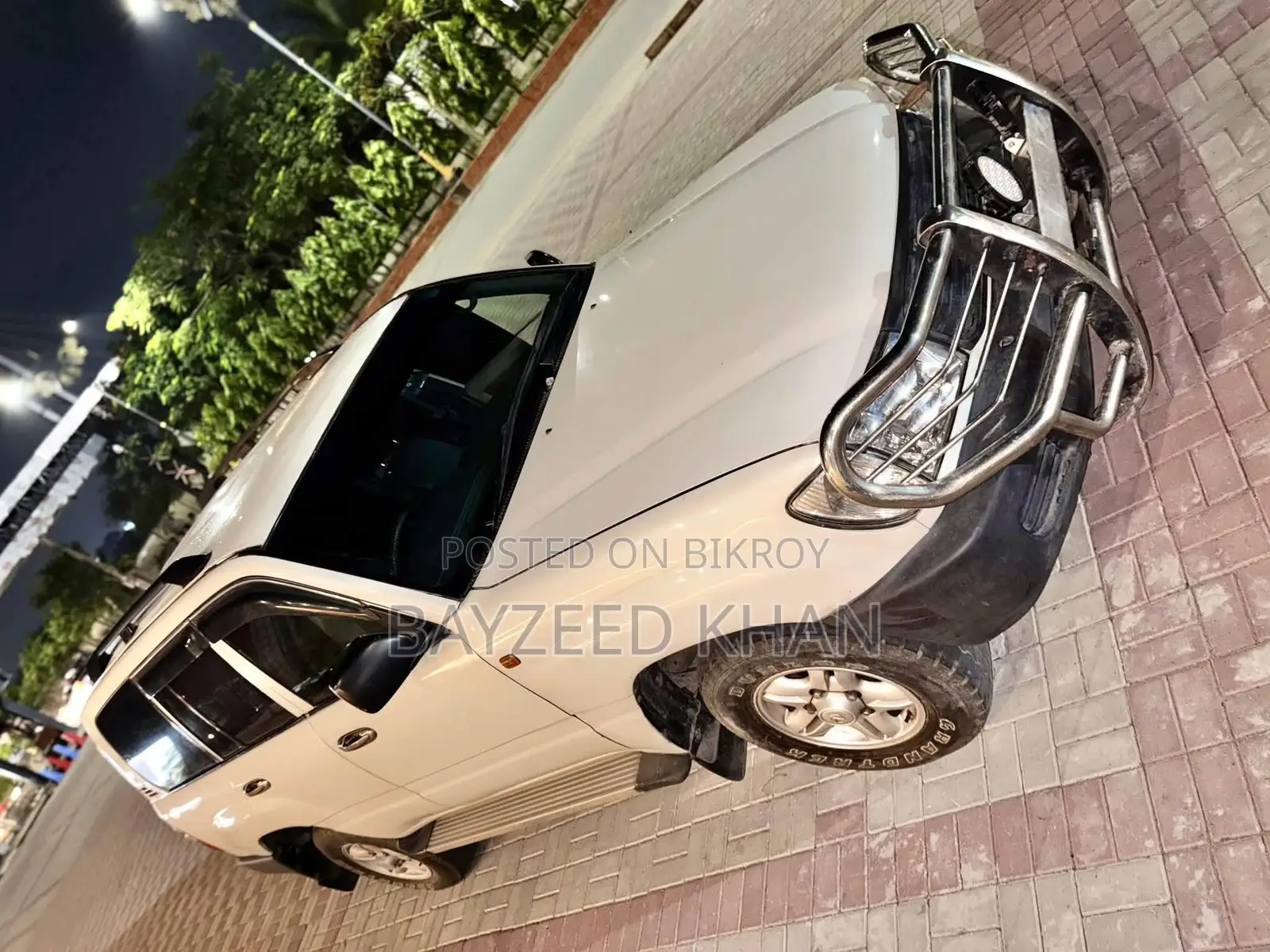 Toyota Land Cruiser HDJ 100 1998 Pearl