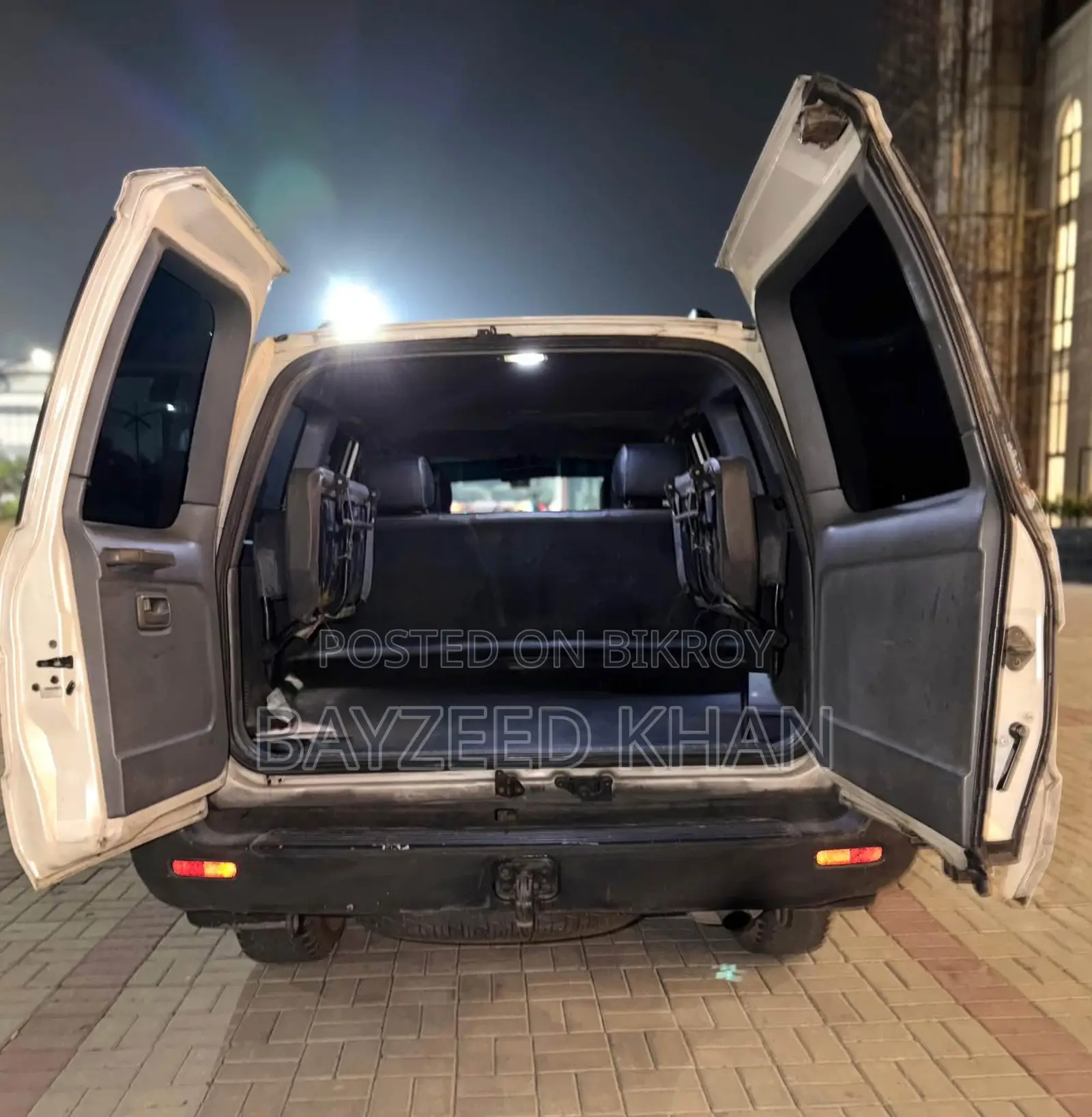 Toyota Land Cruiser HDJ 100 1998 Pearl