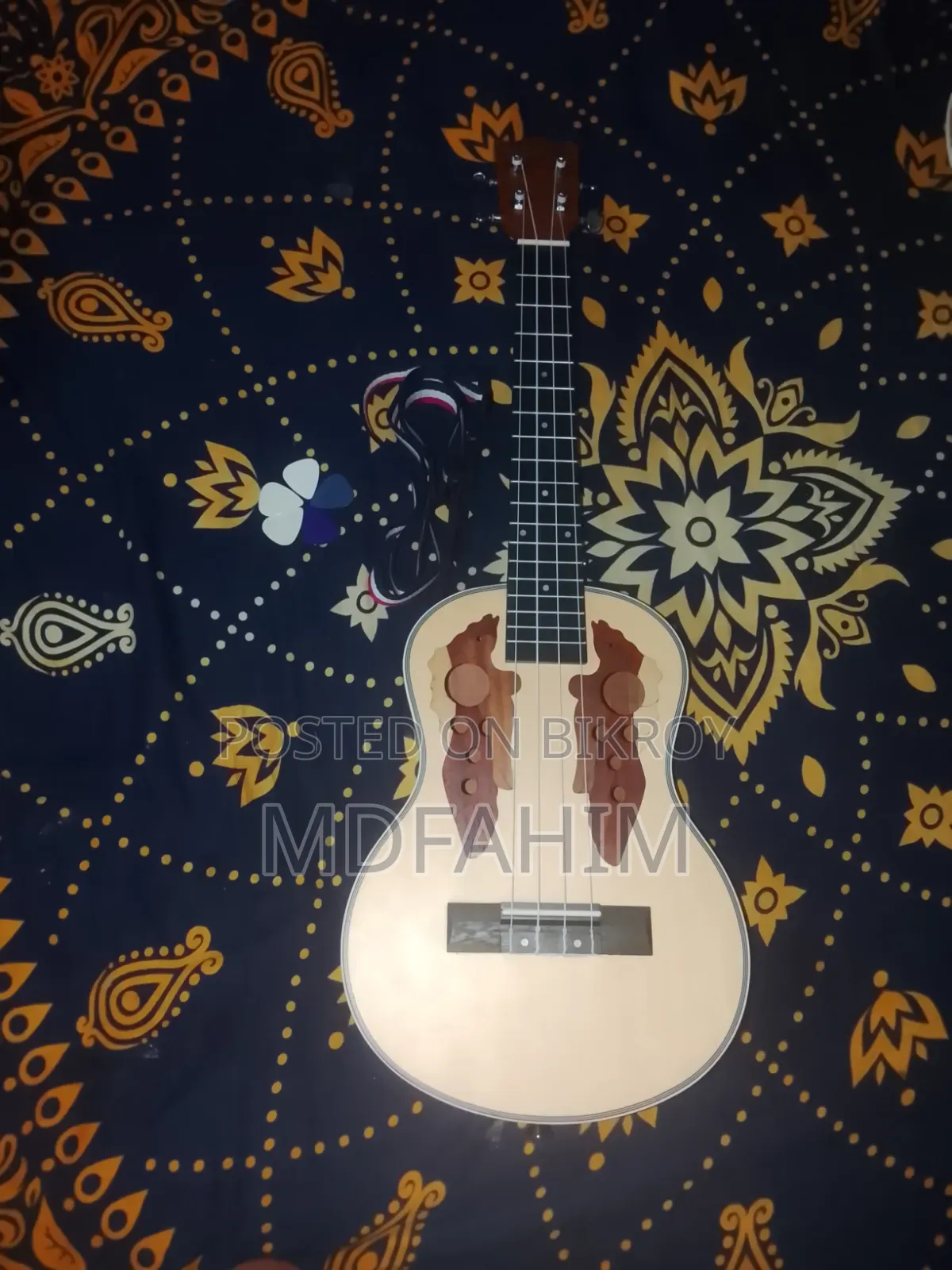 Brand New Ukulele Used Only One Month