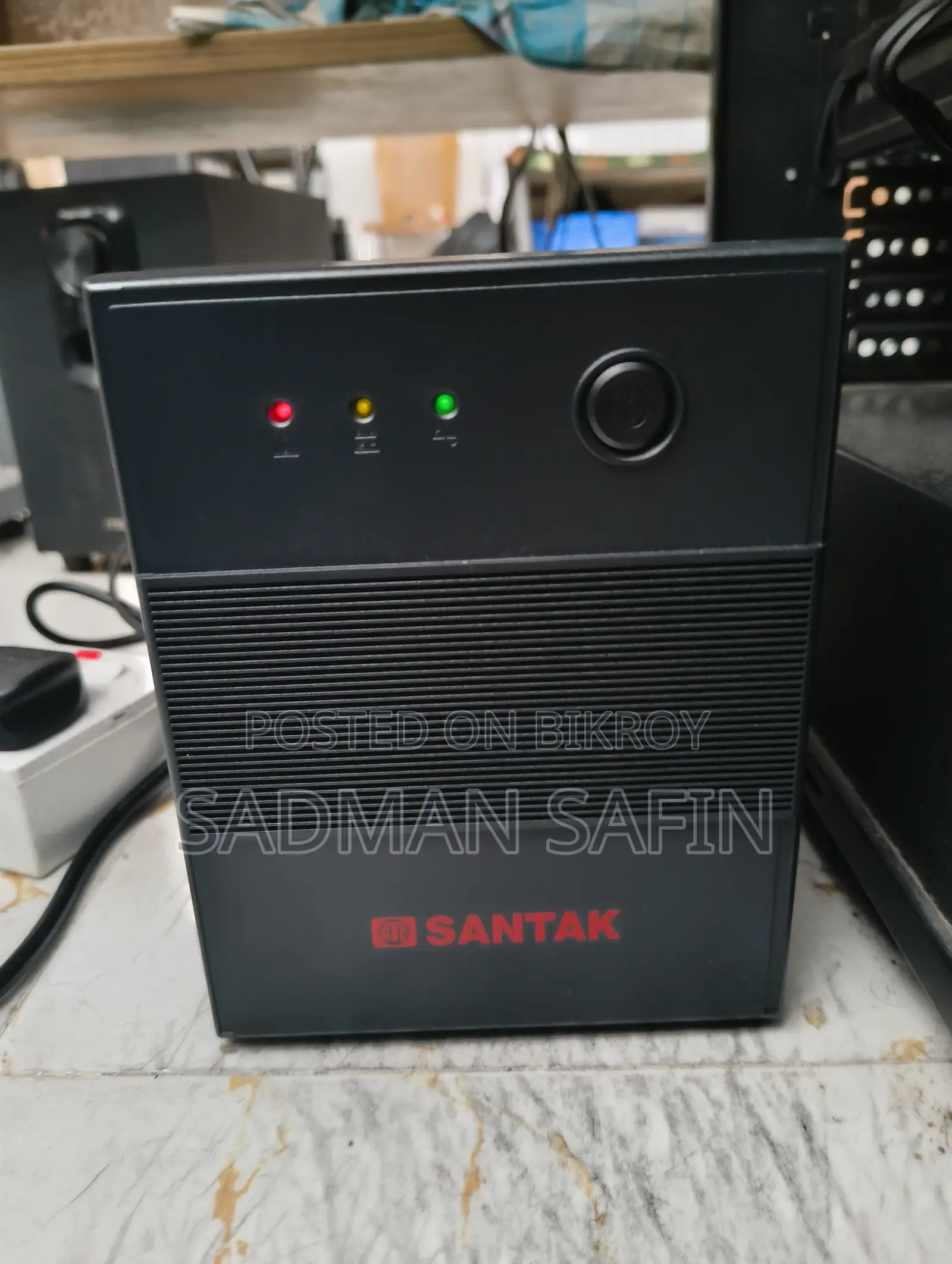 SANTAK Robust RS1200 1200VA Offline UPS (Metal Body)