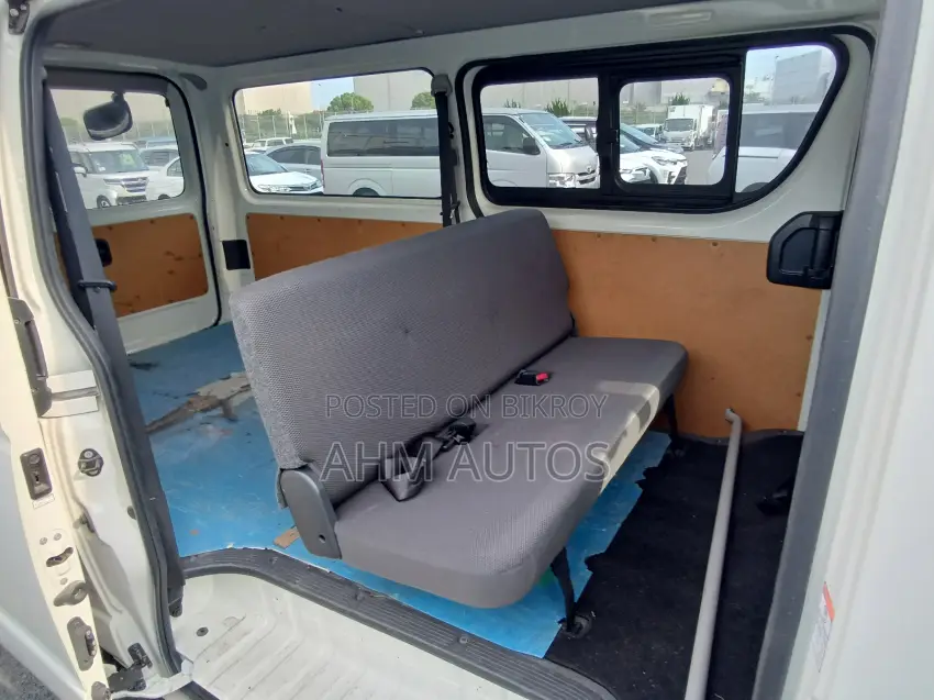 Toyota HiAce 2020 White
