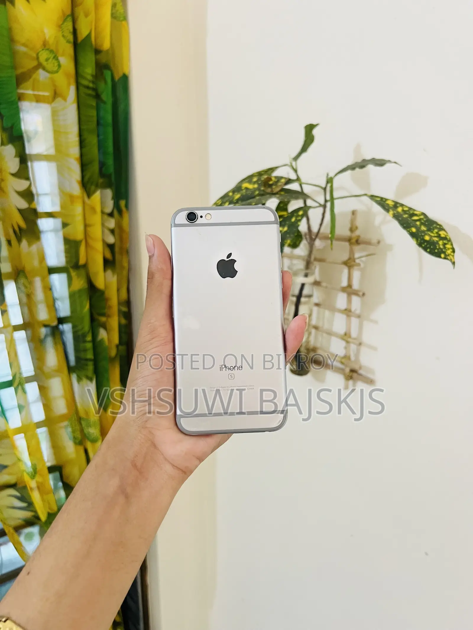 Apple iPhone 6s 32 GB Silver