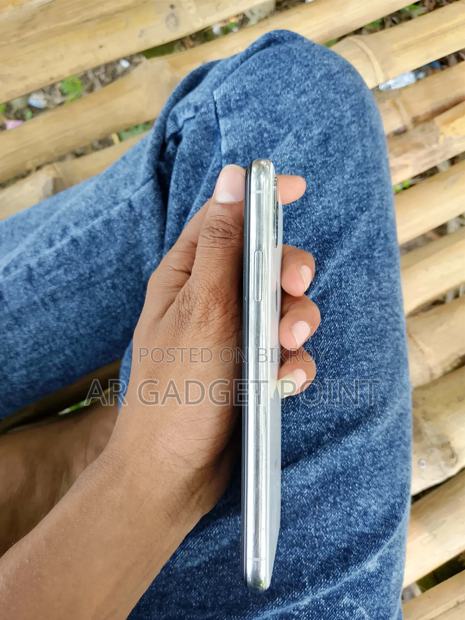 Apple iPhone X 64 GB White