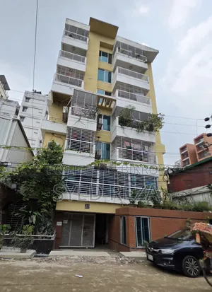 3bdrm Apartment in Residential, Baridhara for Sale