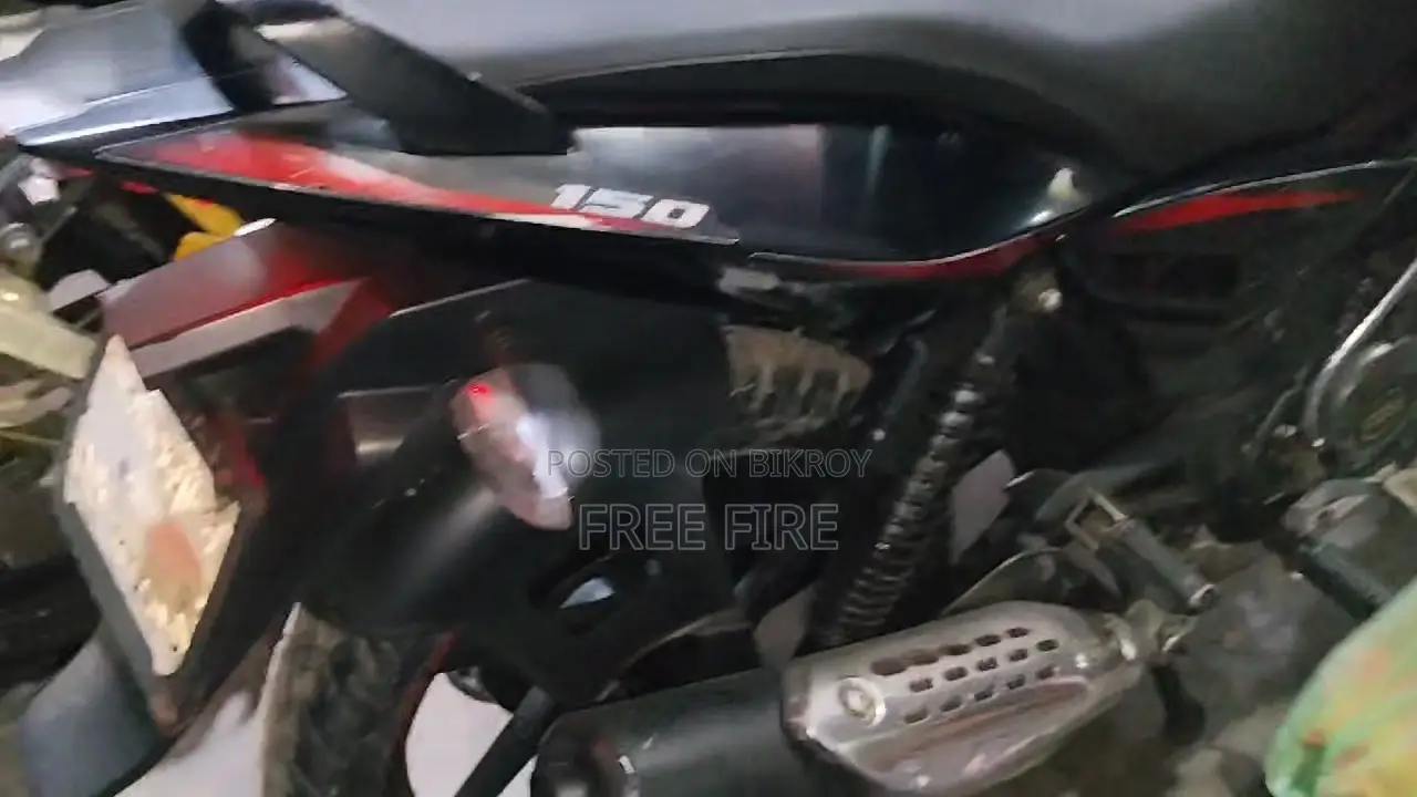 Bajaj Pulsar 150 2018 Red