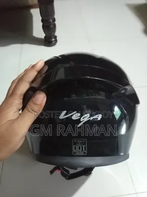 একটা Vega Bolt হেলমেট ও একটি ফগ লাইট বিক্রি হবে