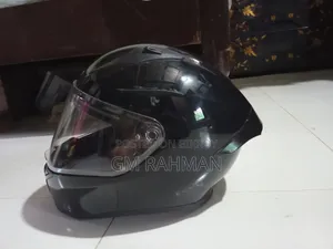 একটা Vega Bolt হেলমেট ও একটি ফগ লাইট বিক্রি হবে