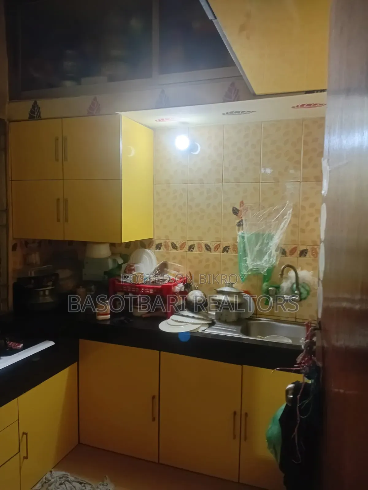 3bdrm Apartment in Badda for Sale