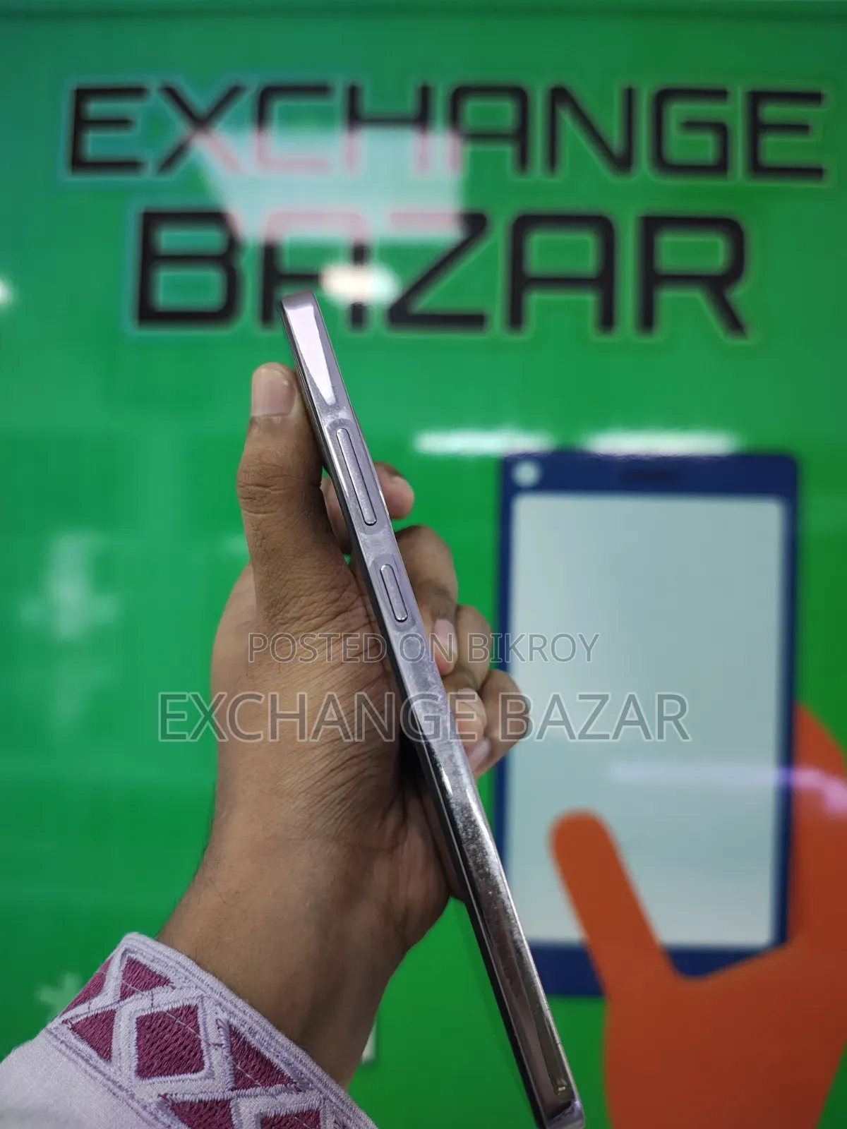Oppo F27 256 GB Gold
