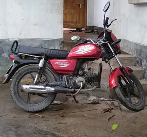 রানার এডি৮০এস-ডেলক্স ২০১৮ লাল
