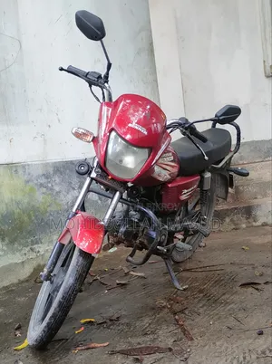 রানার এডি৮০এস-ডেলক্স ২০১৮ লাল