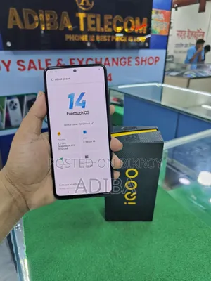 iQOO 128 GB Blue