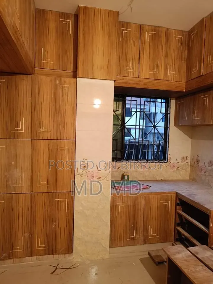 ইন্টেরিয়র ডিজাইন এবং বাসা অফিস রং করা হয়