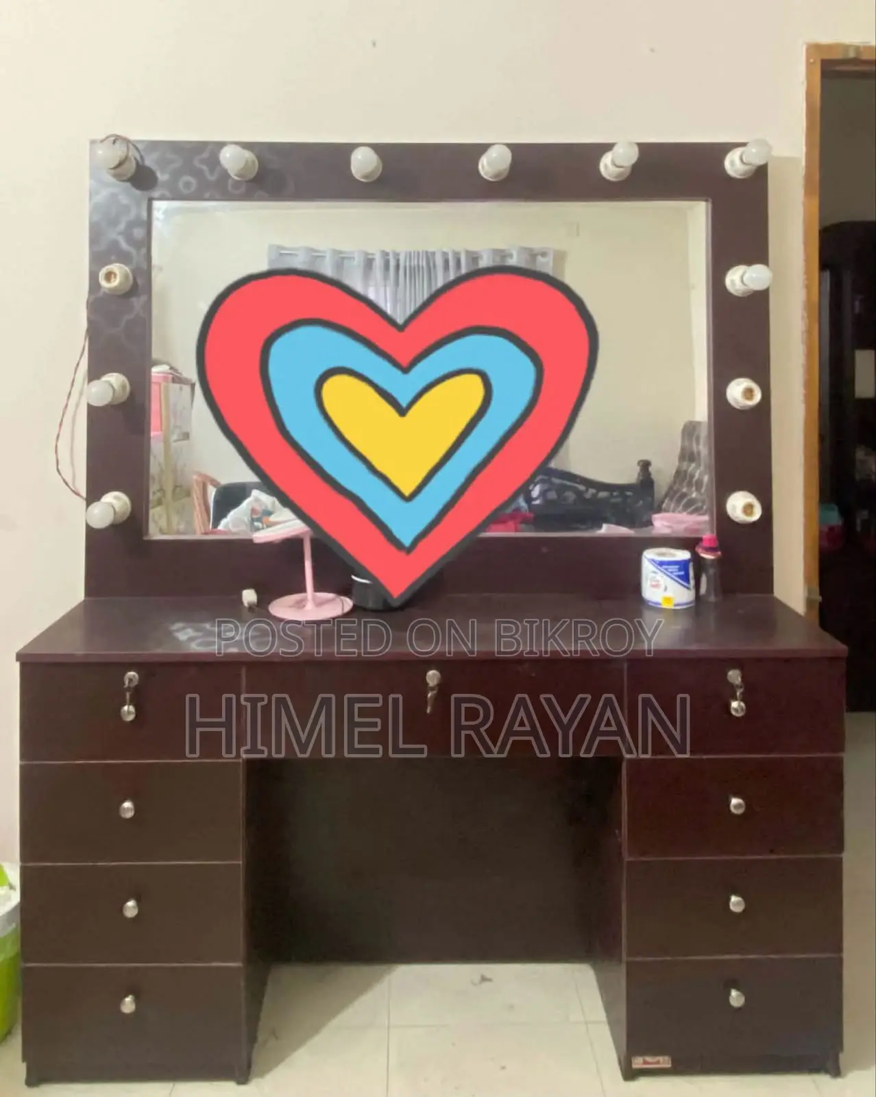 Makeup Dressing Table