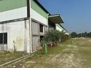 নরসিংদী, ঢাকা-সিলেট হাইওয়ে রোডের পাশে ৮০,০০০ বর্গফুটের স্টিল শেড